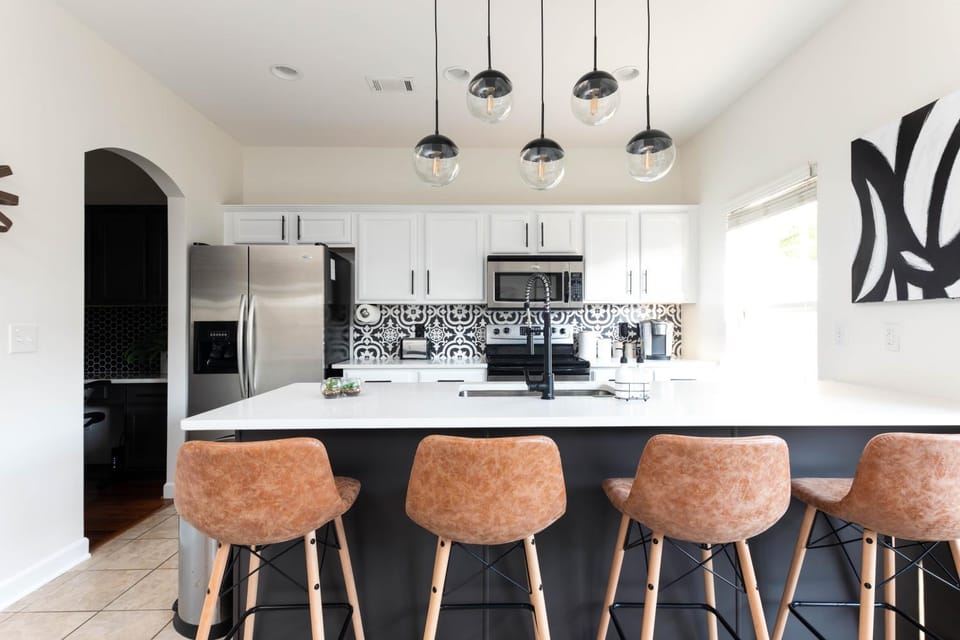 Kitchen or kitchenette, Dining area, dishwasher, minibar, pet friendly, stove