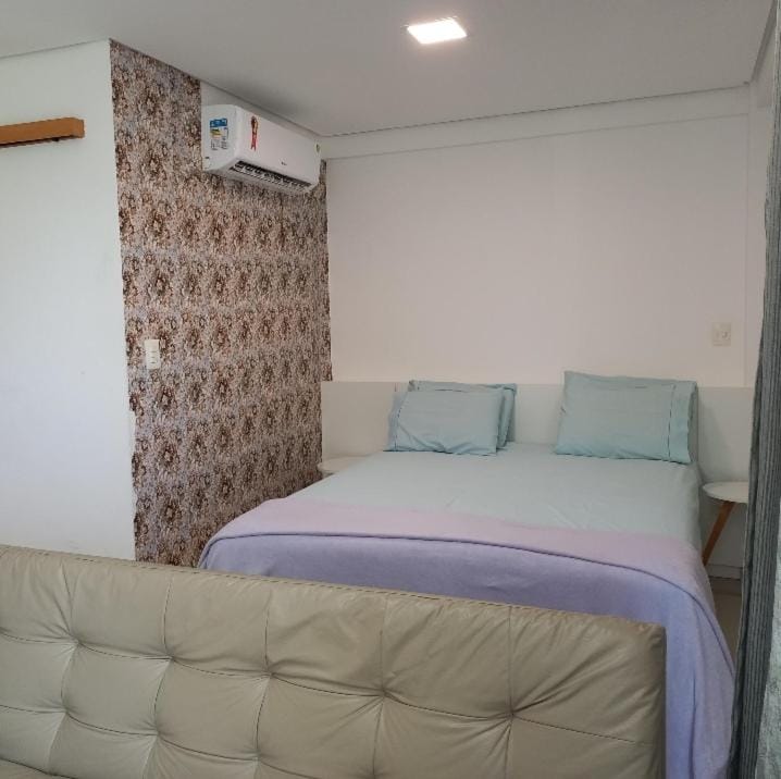 Bed, Photo of the whole room, Bedroom, air conditioner