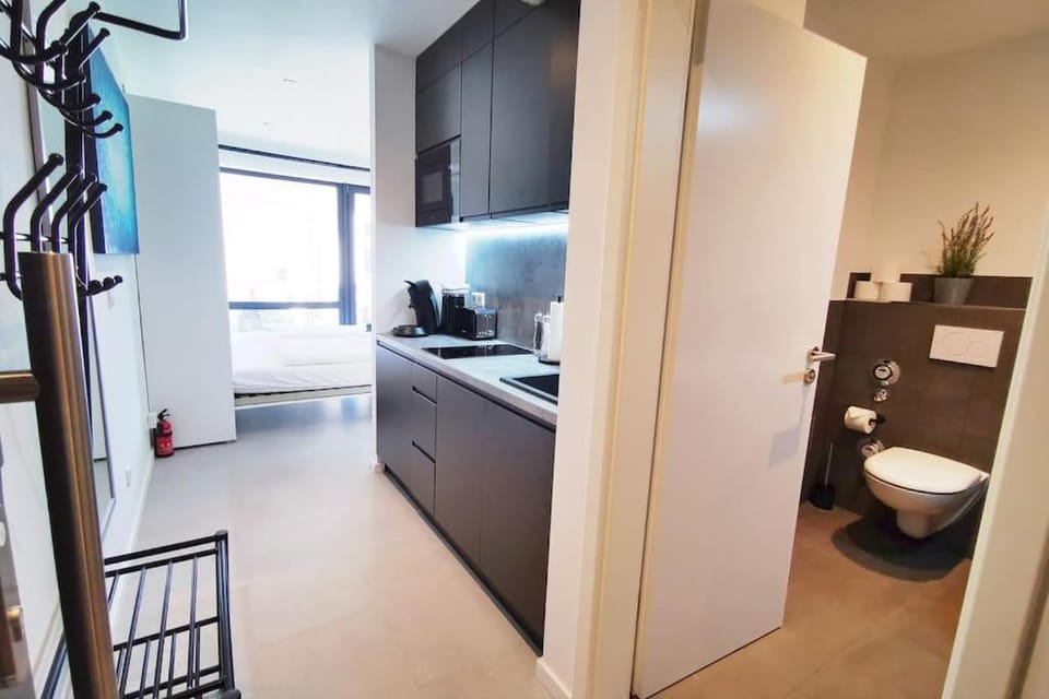 HH 04 by ROCKCHAIR - SUPERHOST Status - Modernes Apartment mit sonnigem Balkon & premium Boxspringbetten in Winterhude - Hamburg Top Geheimtipp Apartment in Hamburg