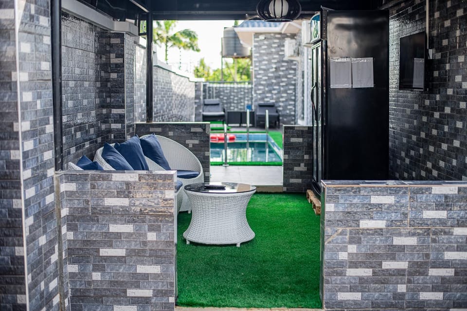 Lounge or bar, Seating area