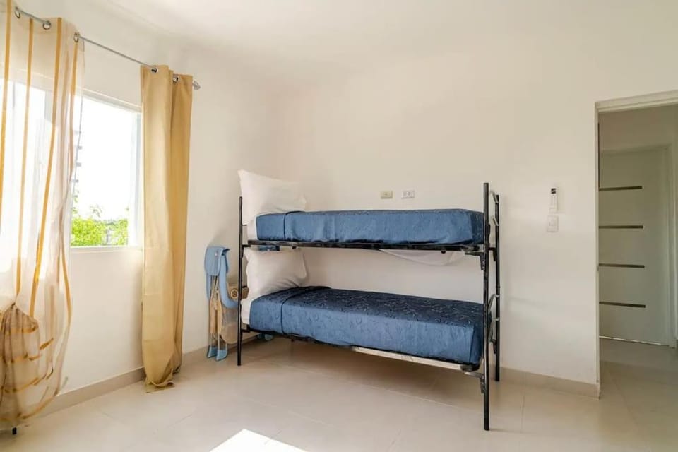 Photo of the whole room, Bedroom, bunk bed