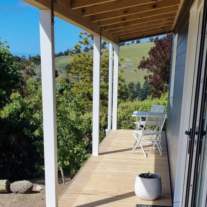 Huntsbury Hideaway Villa in Christchurch