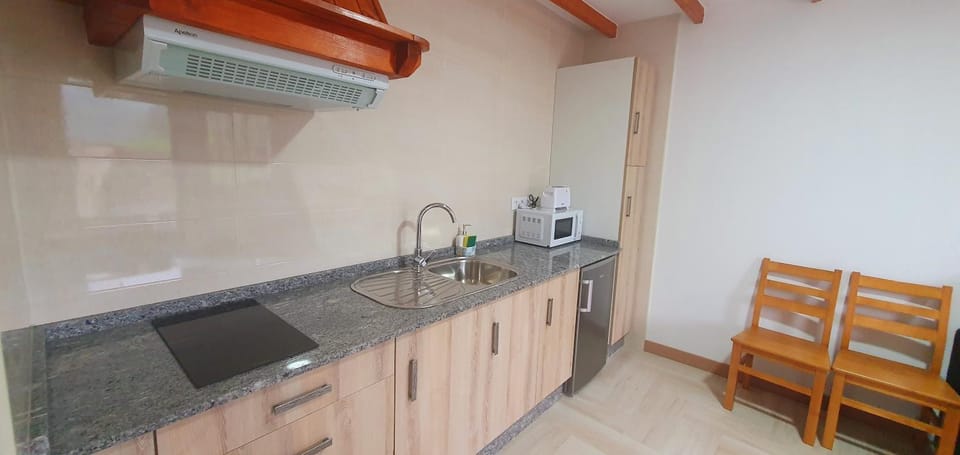 ALOJAMIENTOS EL CASTRO Apartment in Asturias