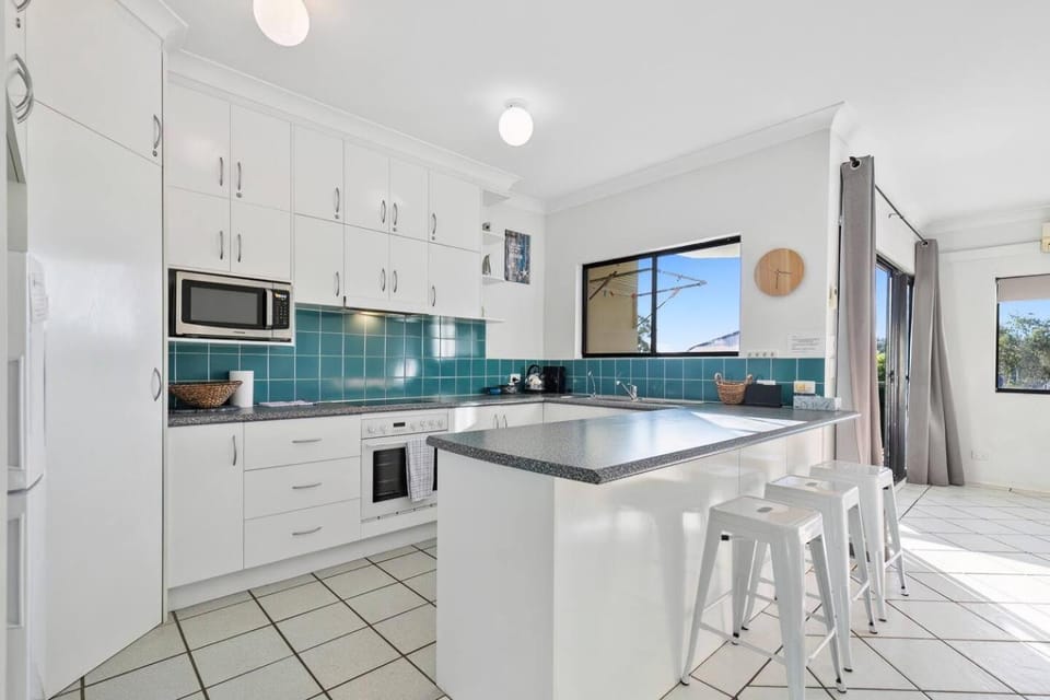 Rooftop Island Sunsets Apartment in Woorim