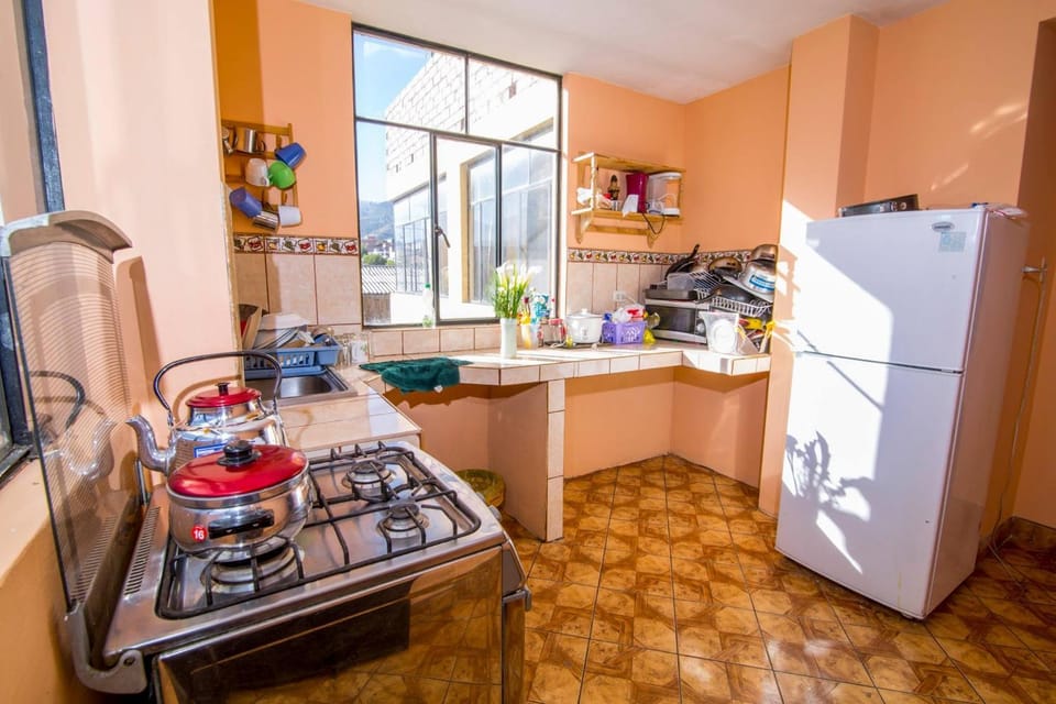 CAYESH Guest House Hostel in Huaraz