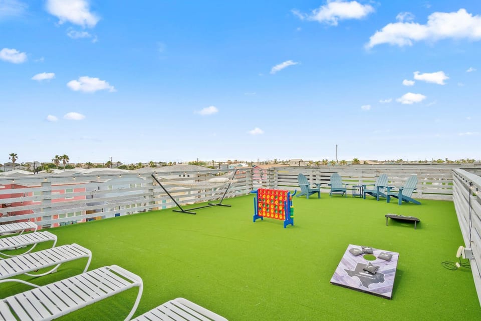 Patio, Game Room, Seating area