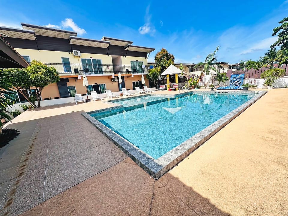 Property building, Pool view, Swimming pool