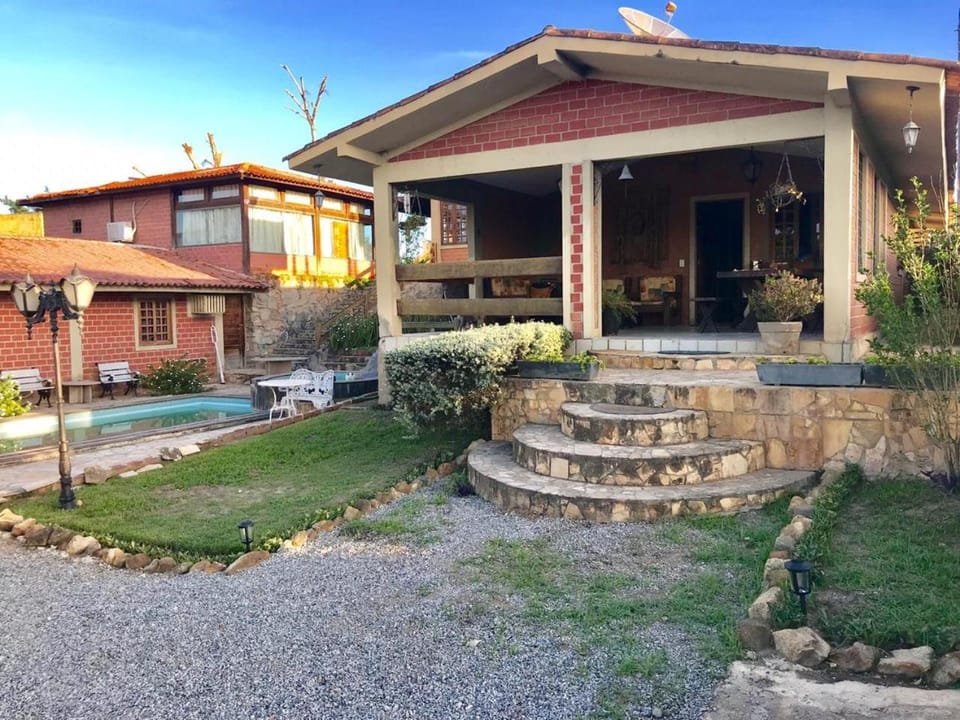 Garden, Street view