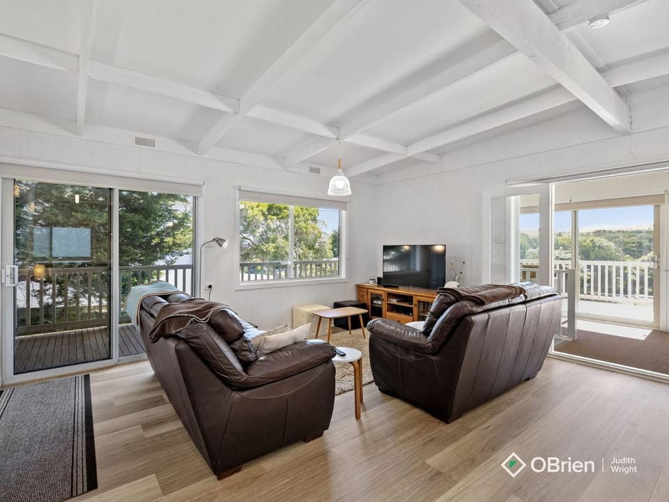 Beachcomber Getaway House in Smiths Beach