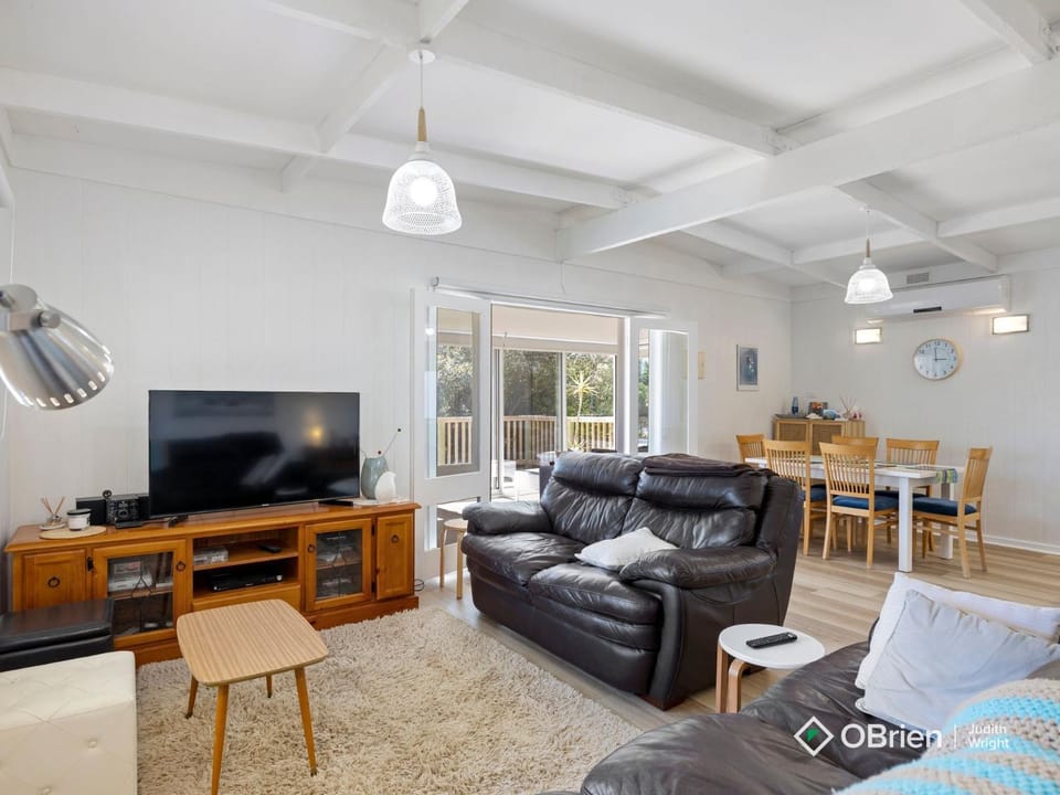Beachcomber Getaway House in Smiths Beach
