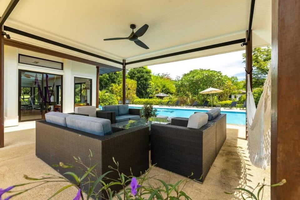 Large 6 Bed Luxury Villa on the Golf Course PHJ Villa in Thailand