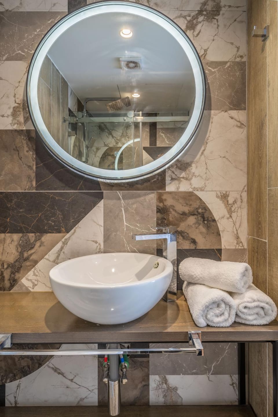 Well located studio 12 with kitchen and backyard Apartment in Saint Julians