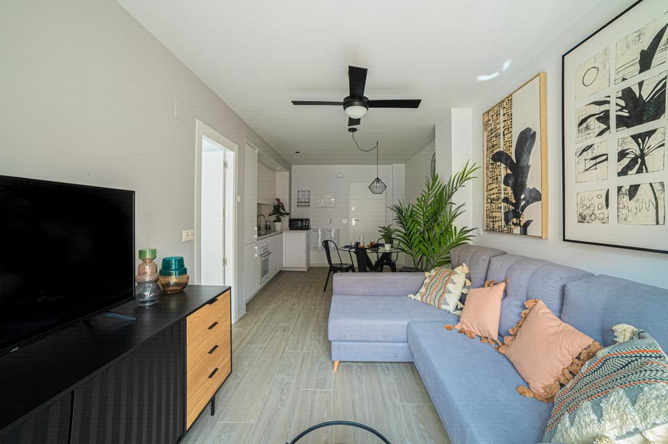 TV and multimedia, Living room, fireplace, locker, air conditioner