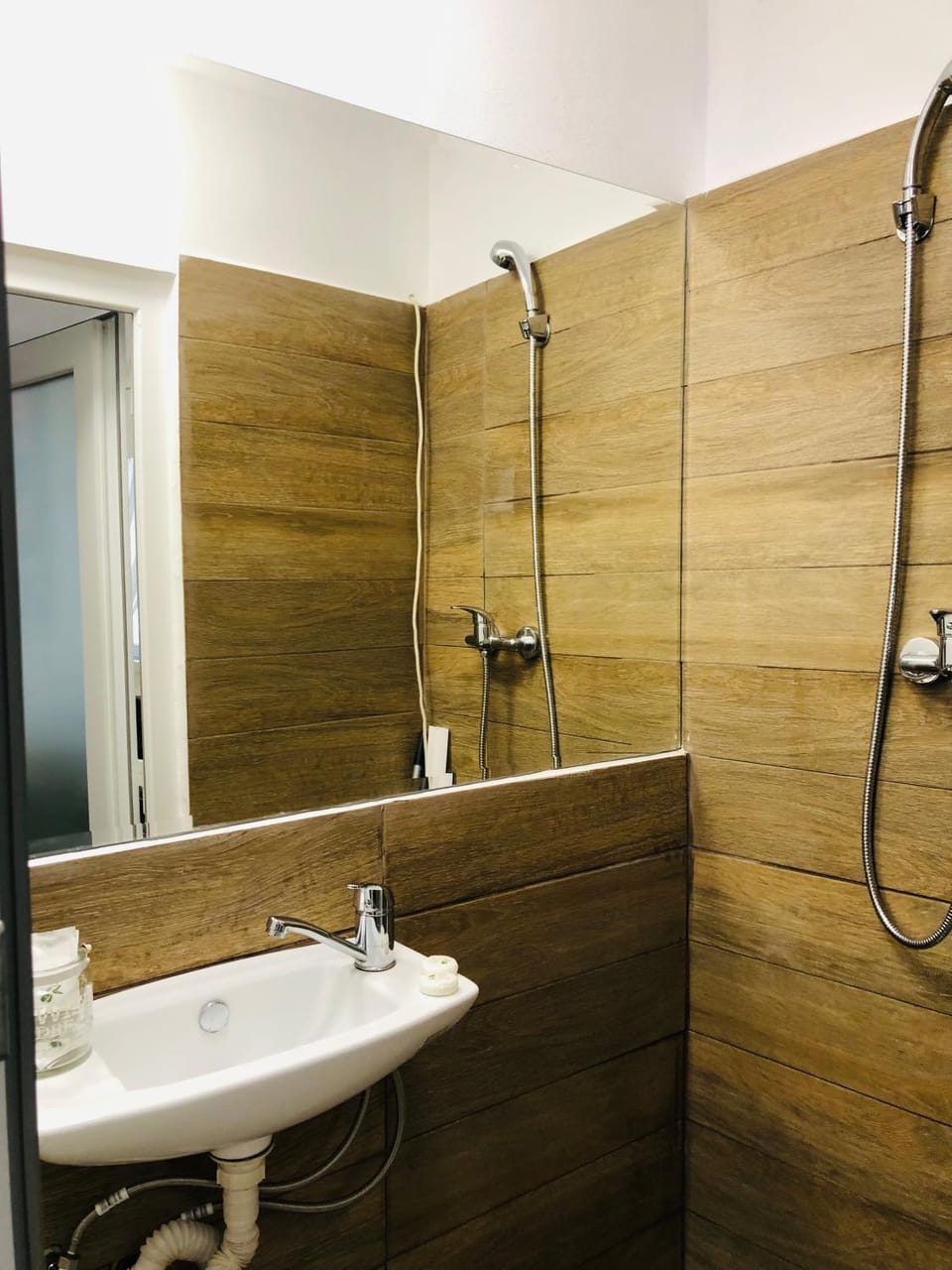 Central Petit Room Apartment in Brasov