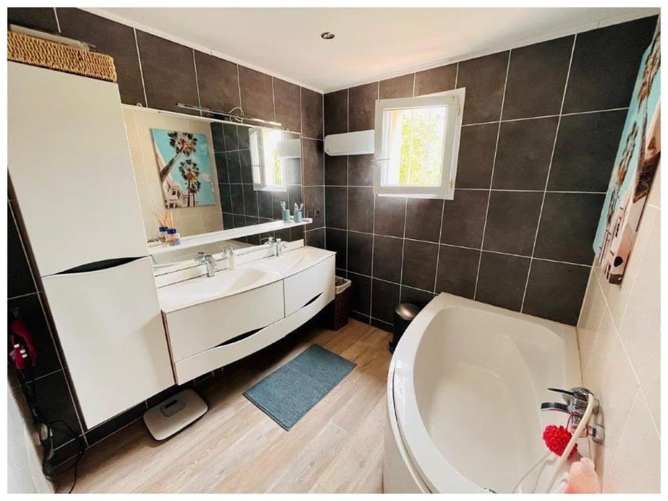 Maison Clochette, Belle Villa Piscine Villa in Provence-Alpes-Côte d'Azur