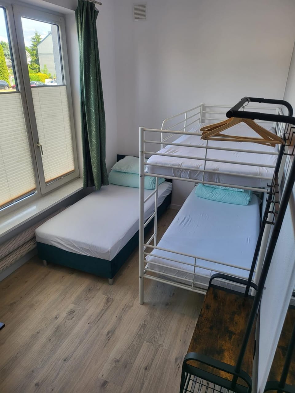 Bed, Photo of the whole room, Bedroom, bunk bed