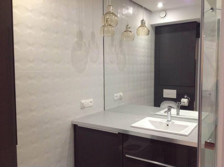 Shower, Bathroom