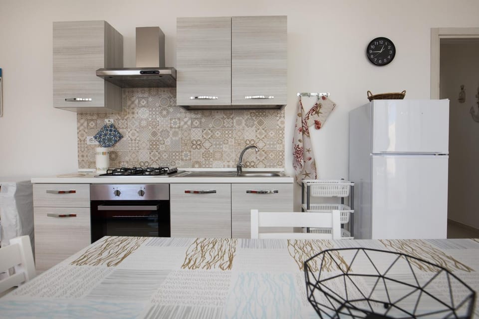 Kitchen or kitchenette, Dining area, oven, stove, kitchen