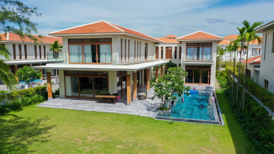 Property building, Patio, Day, Garden, Pool view, Swimming pool