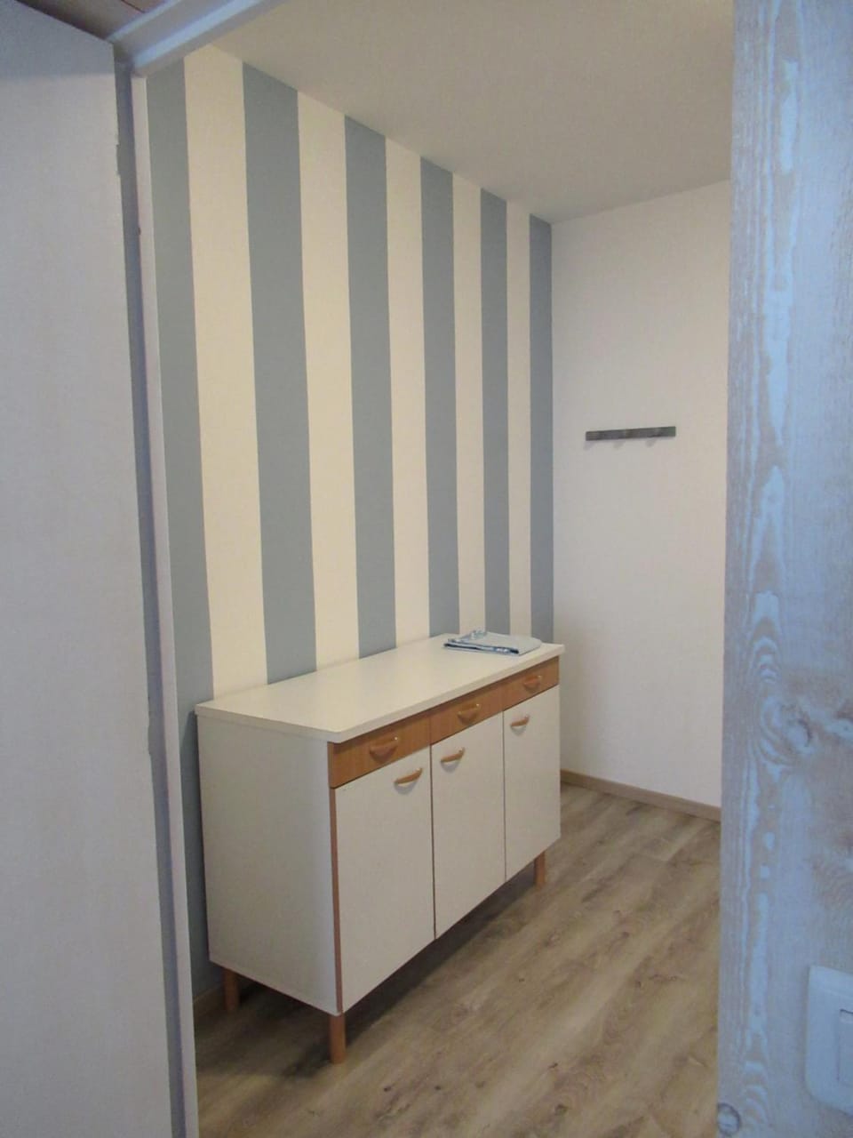 Bathroom, wardrobe