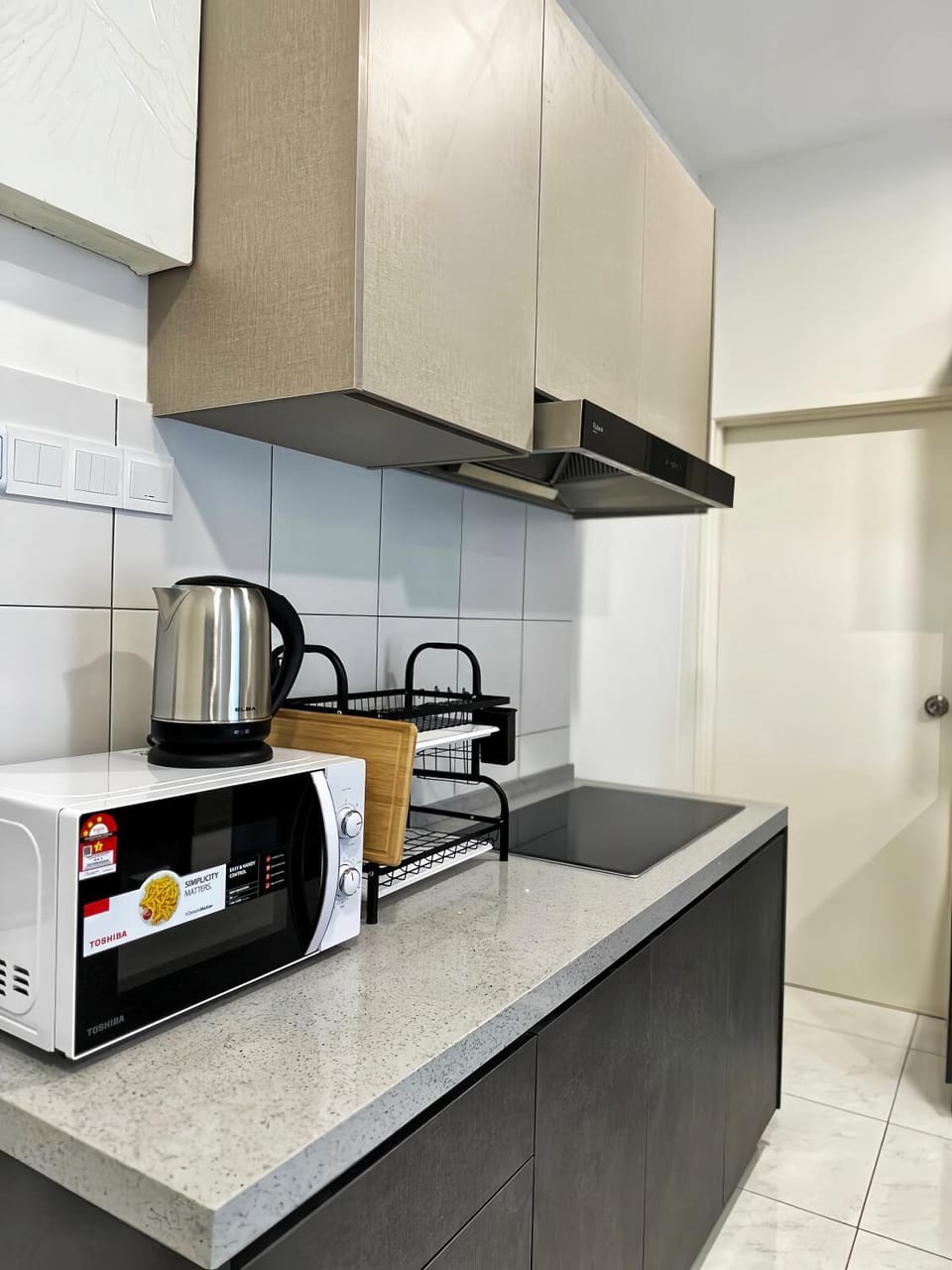 Kitchen or kitchenette, stove
