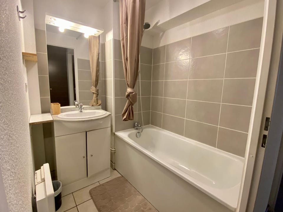 Appartement RDC - Luz-St-Sauveur Apartment in Luz-Saint-Sauveur