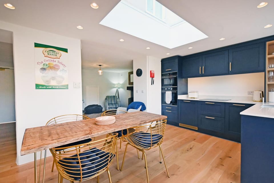 The Old Cottage Bakery Apartment in Lyme Regis