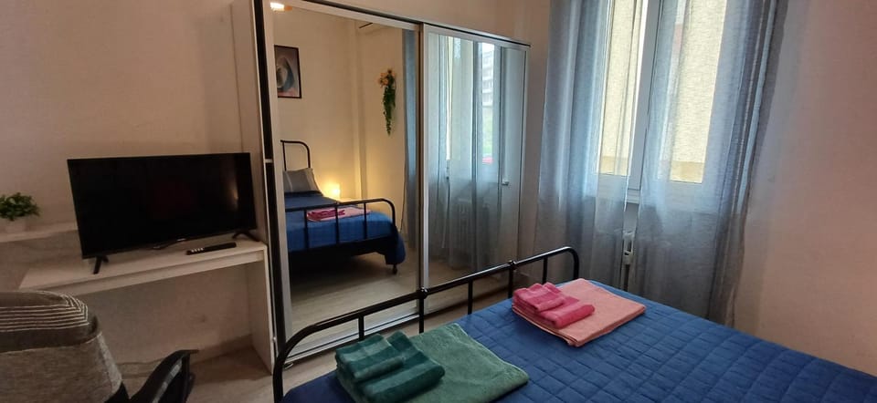 TV and multimedia, Bedroom, towels, wardrobe