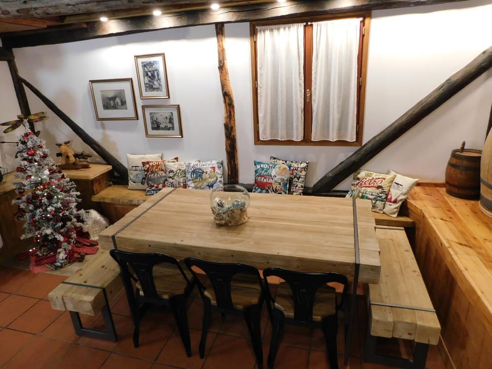 Chaleureuse Maison de pays Serre Chevalier4étoiles Chalet in La Salle-les-Alpes