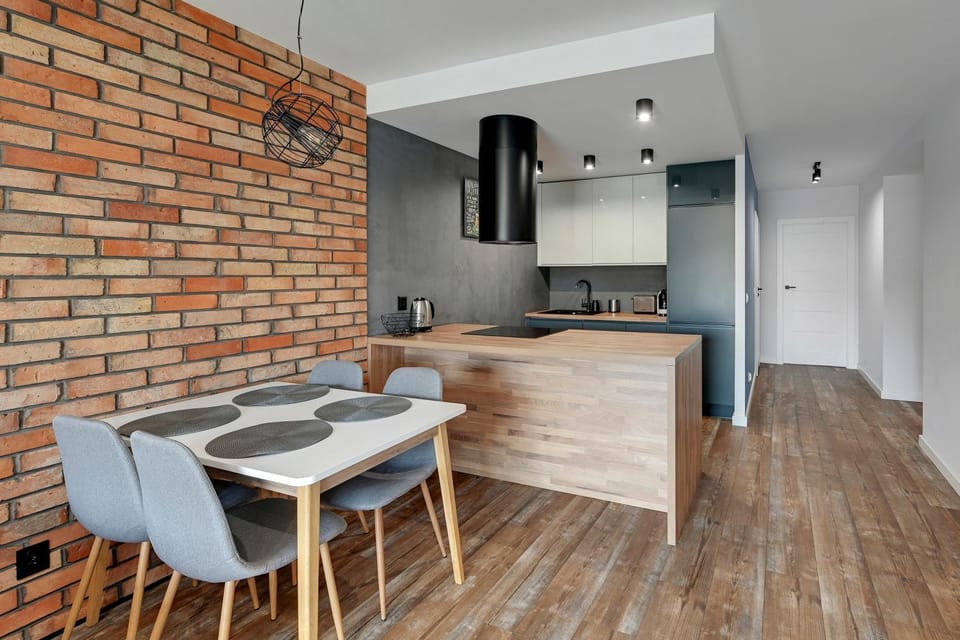 Kitchen or kitchenette, Living room, Seating area, Dining area, stove