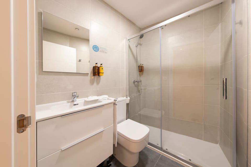 Shower, Toilet, Bathroom