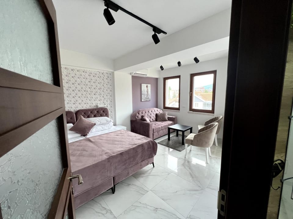 Bed, Living room, Dining area