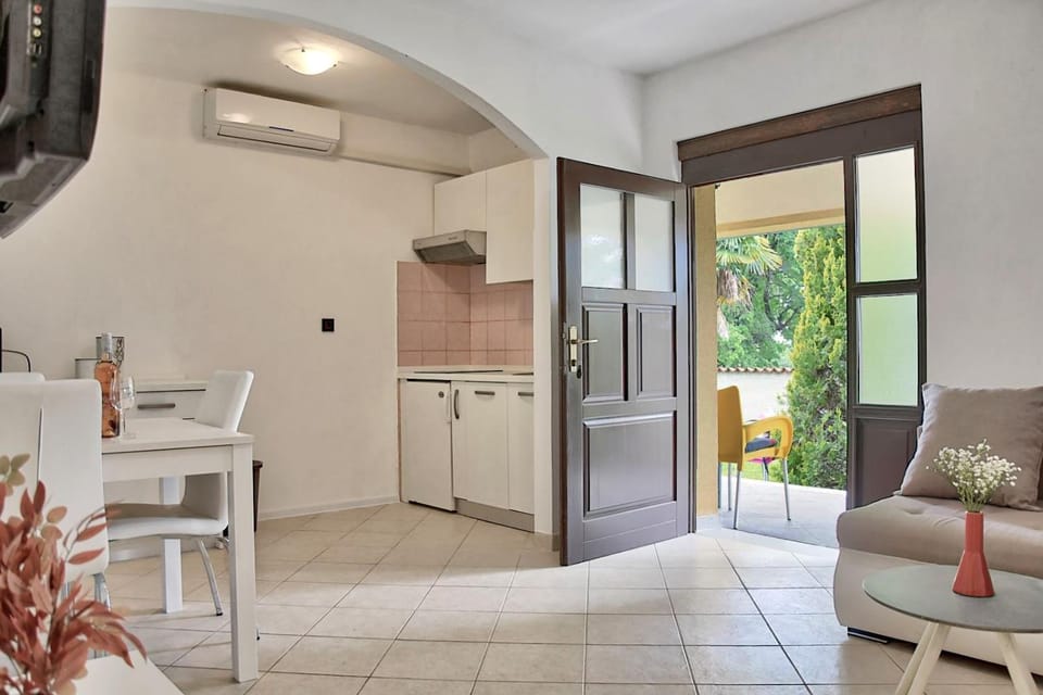 Petra 2 Apartment in Istria County