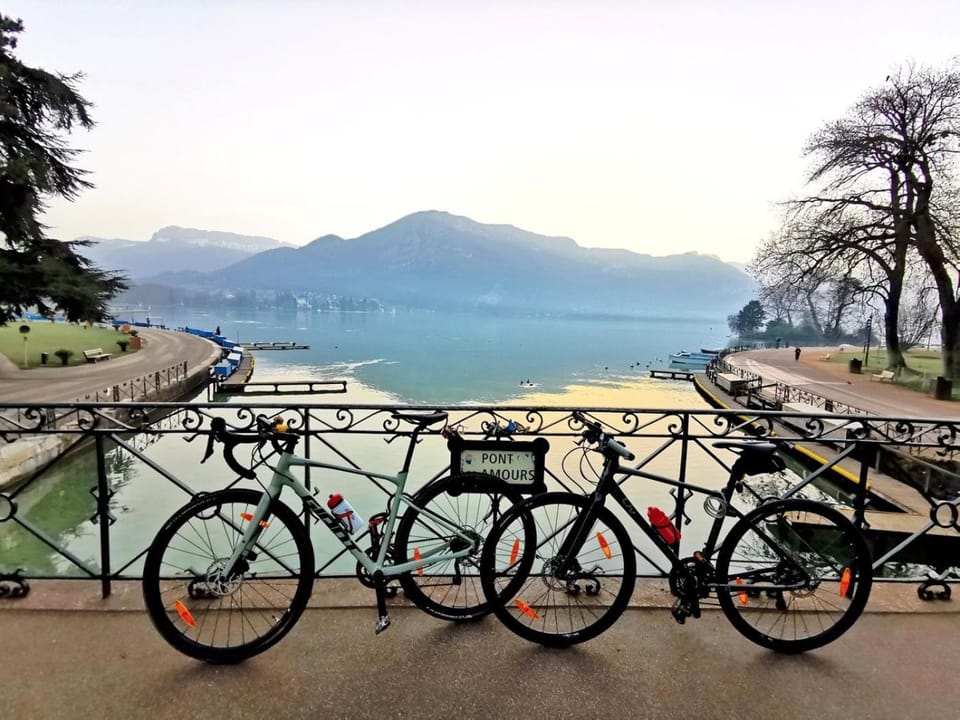 Nearby landmark, Cycling, Lake view, Mountain view