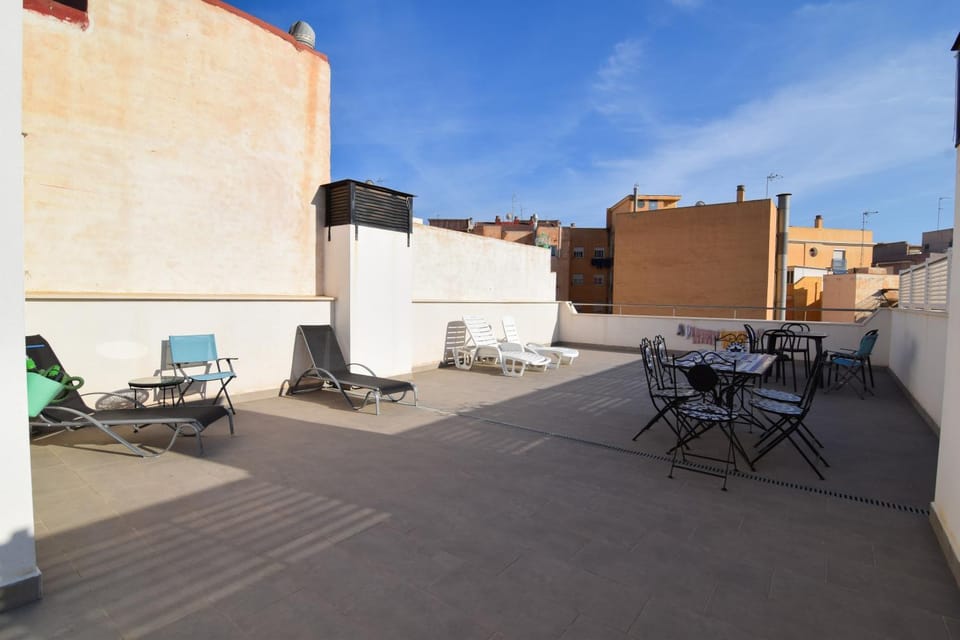 Property building, Balcony/Terrace