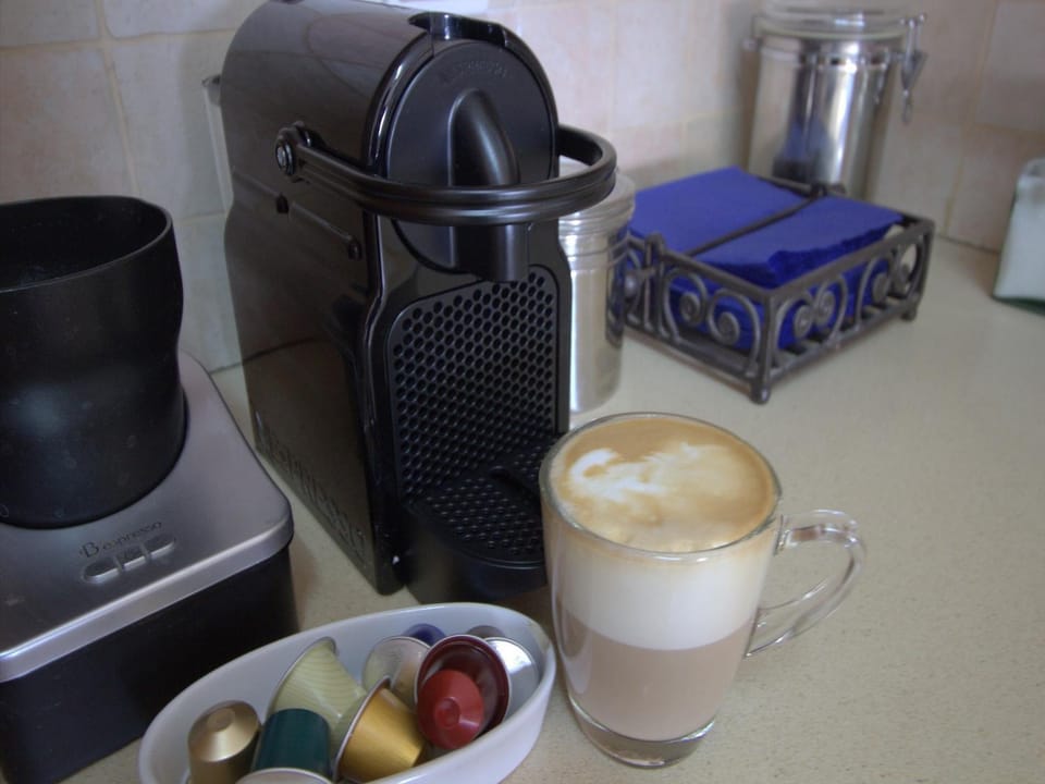 Coffee/tea facilities, Food and drinks, Drinks