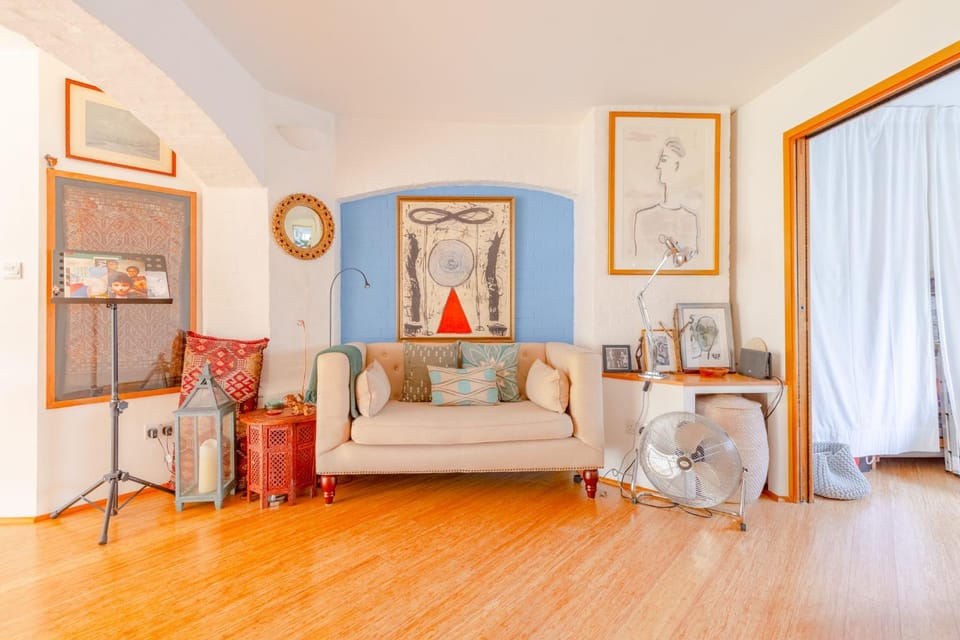 Vibrant 2BD Flat - near London Bridge Apartment in London Borough of Southwark