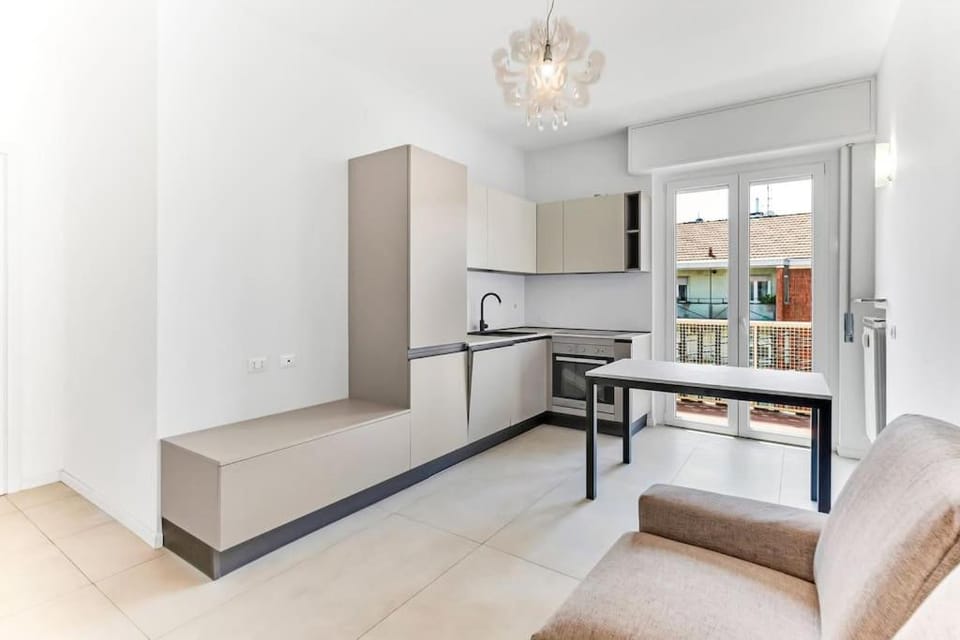 Alessia's Flat - Caroli Apartment in Milan