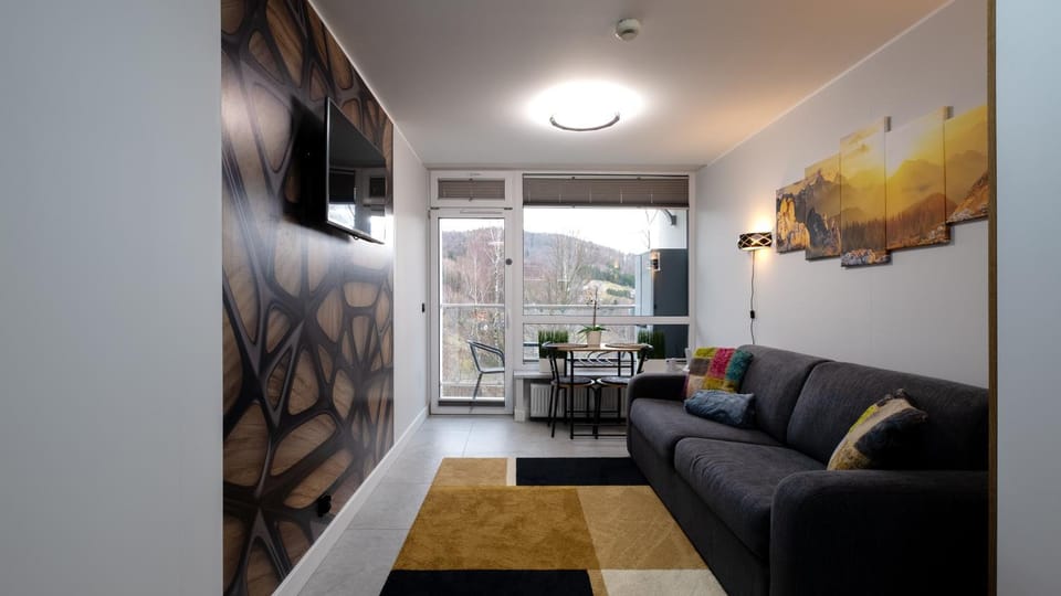 TV and multimedia, Dining area