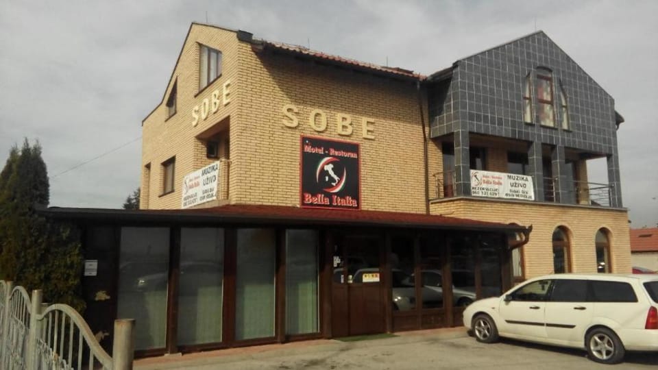 Property building, Restaurant/places to eat
