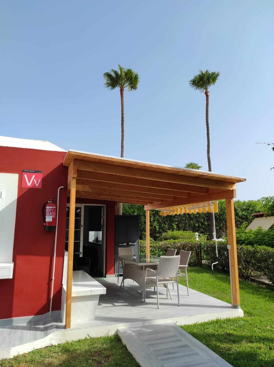 Property building, Patio, Garden, Garden, Garden view