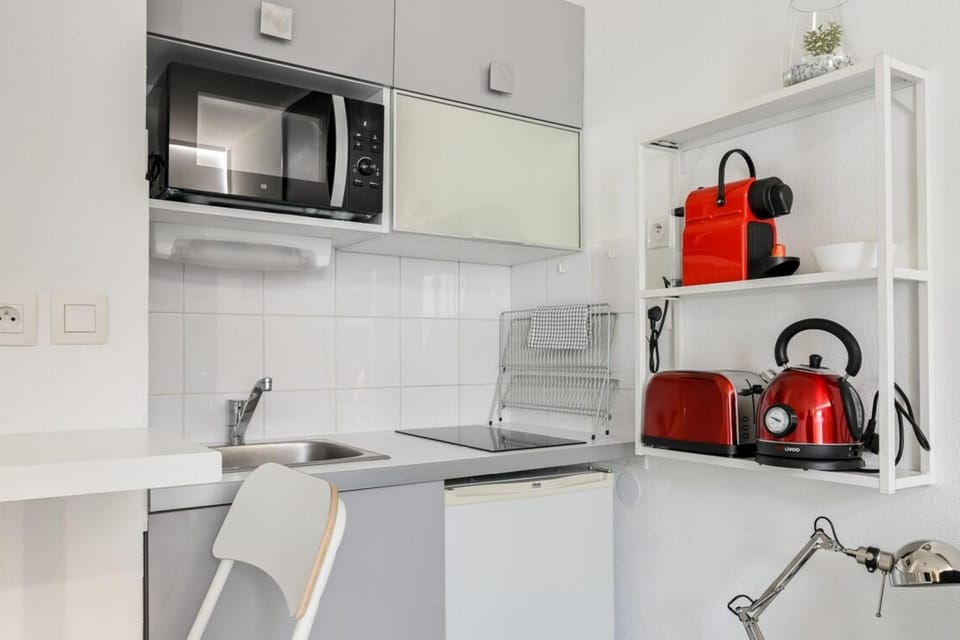 The Little Malot - Charming studio - Debourg Apartment in Lyon
