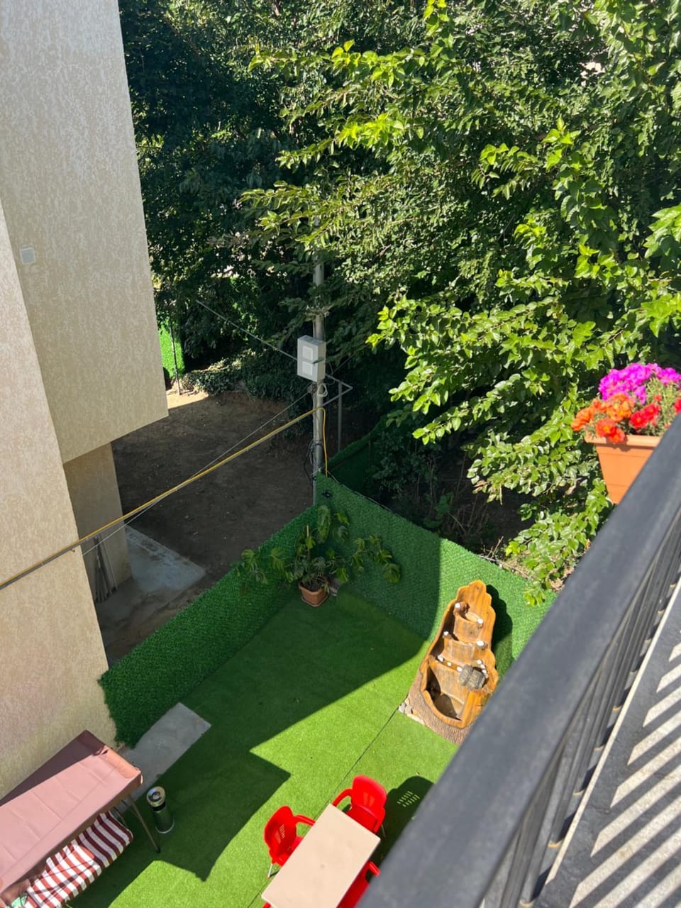 Patio, Day, Garden, Garden view