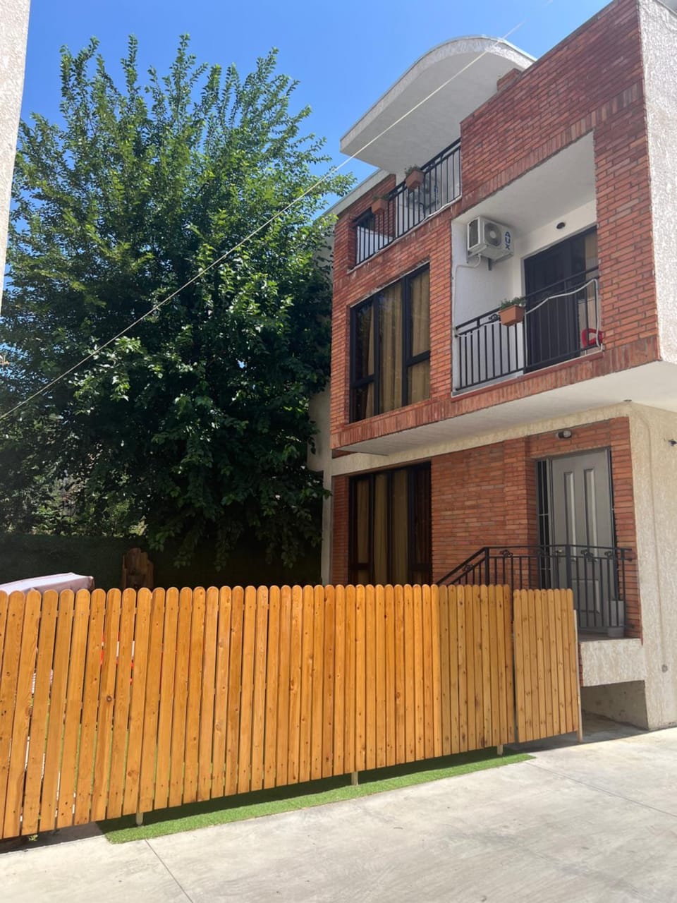 Property building, Day