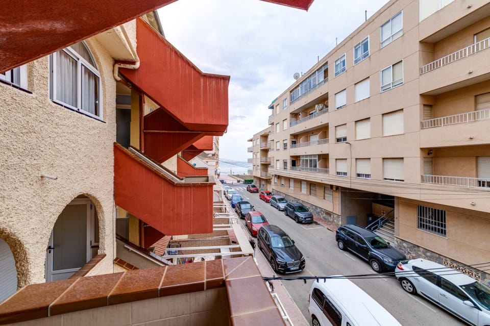 Neighbourhood, View (from property/room), City view, Street view, Location