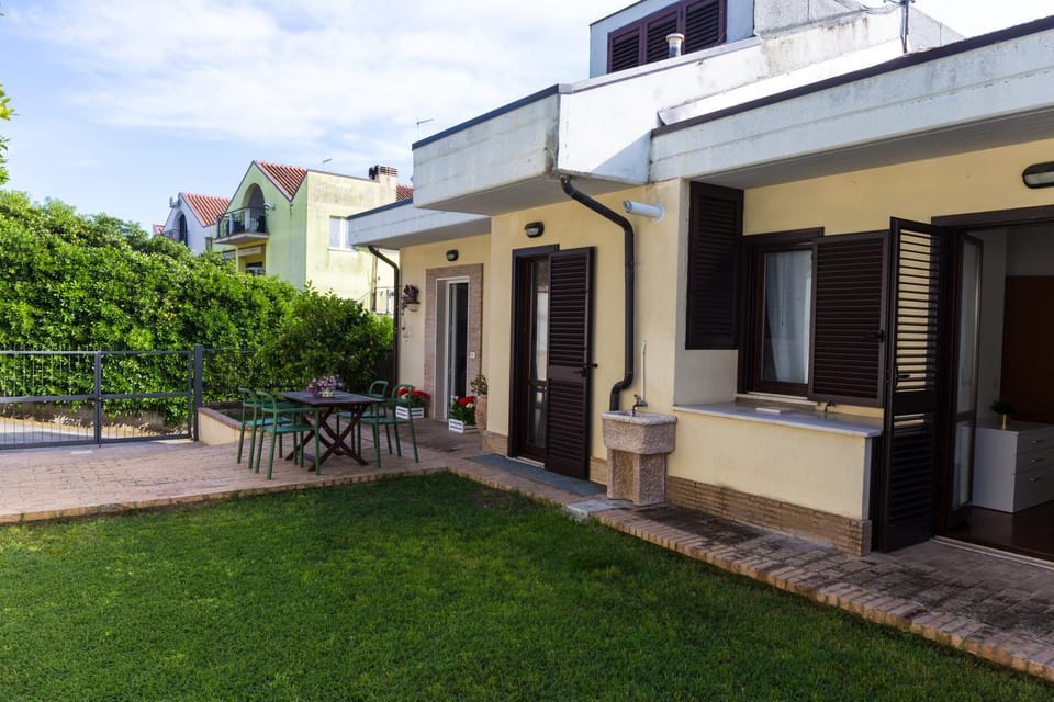 Property building, Garden, Garden