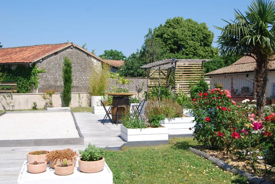 EMA Cottage House in Nouvelle-Aquitaine