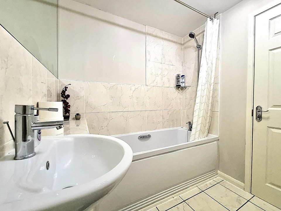 Shower, Bathroom, Bath