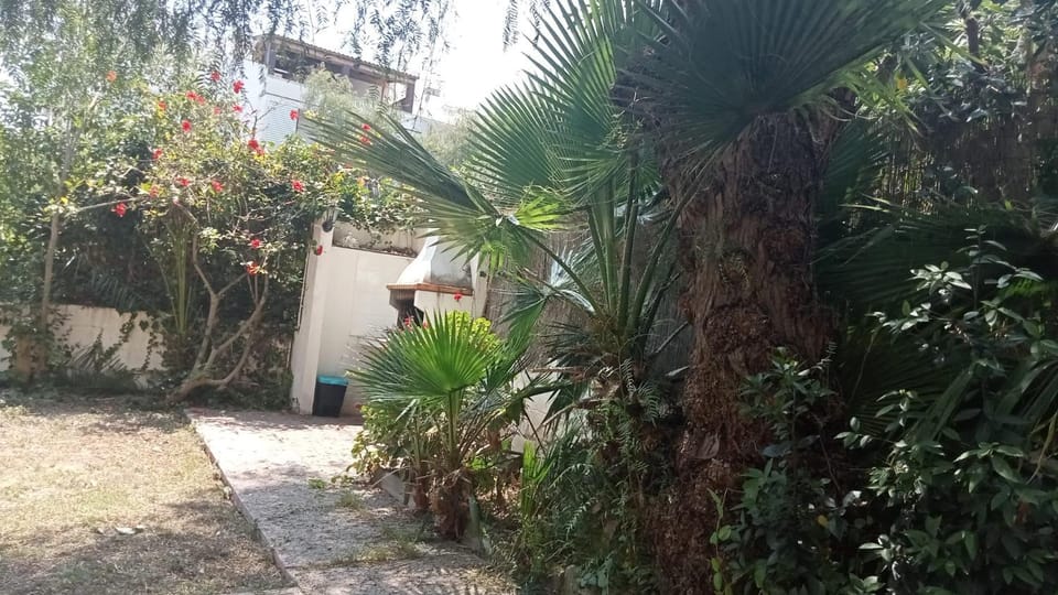 Apartamento - jardín en playa San Sebastian Apartment in Sitges