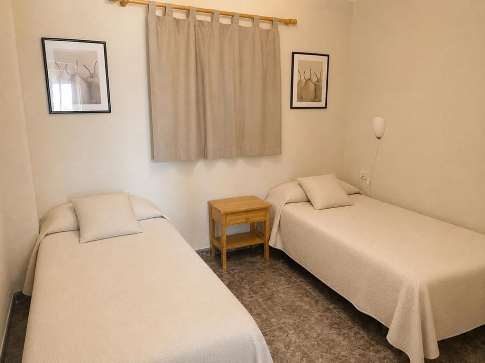 SUN AND BEACH LOVER APPARTMENT 13049 Apartment in La Pineda